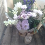 ⑪和食料理屋さんへお祝い花束