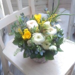 ⓵お供え用アレンジメント